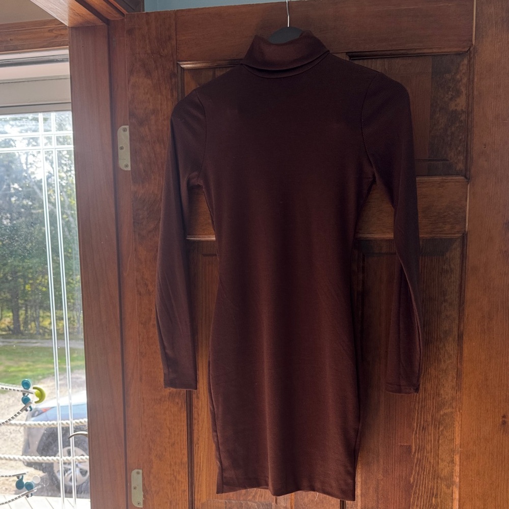 Windsor Chocolate Long Sleeve Dress